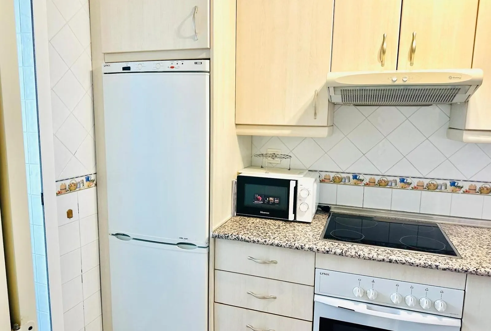 Apartment Lovely Apartment, Grancalahonda By Holidays2Rent Malaga Spain