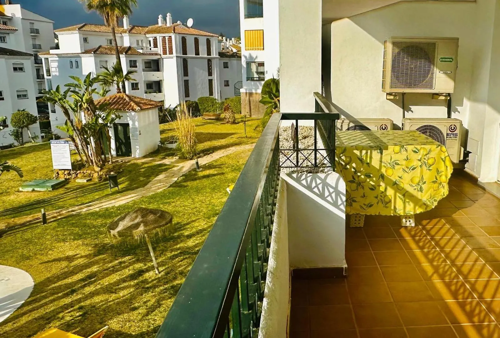 Daire Lovely Apartment, Grancalahonda By Holidays2Rent Málaga